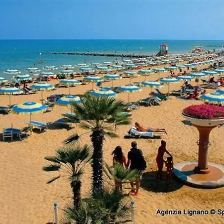 Lignano Billig Holiday home